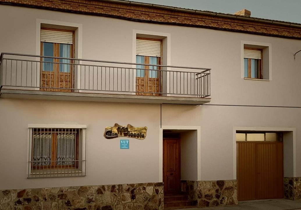 Casa Rural Micaela En Navas De Oro Екстериор снимка